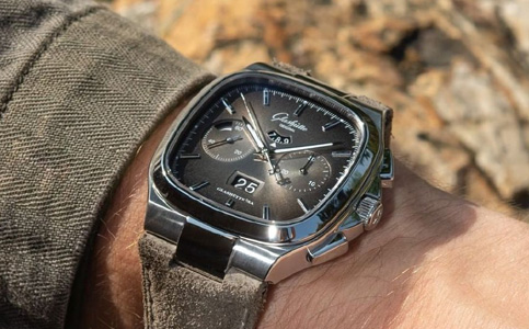 廈門格拉蘇蒂服務(wù)中心電話（保養(yǎng)格拉蘇蒂手表的表冠）