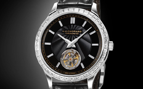 蕭邦維修服務中心(蕭邦手表表帶掉色的處理方法)