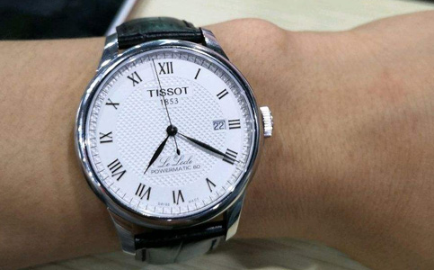 天梭手表售后維修點(diǎn)(天梭手表劃痕的修復(fù)方法)