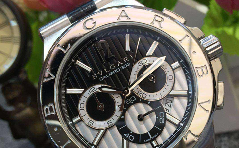 寶格麗手表售后中心電話(解決寶格麗手表表殼生銹問題)