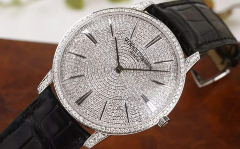 江詩(shī)丹頓手表售后中心電話(huà)(處理江詩(shī)丹頓手表表殼劃痕的方法)