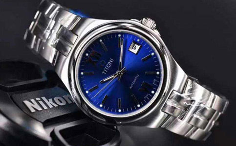 梅花客服電話多少(如何防止梅花手表進水)