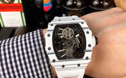 理查德米勒官方售后維修中心服務(wù)(了解理查德米勒手表表殼劃痕)