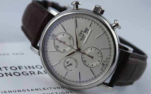 萬國手表售后客服電話(萬國手表劃痕處理方法)